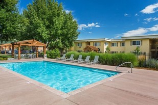 Copper Chase Apartments in Colorado Springs, CO - Building Photo