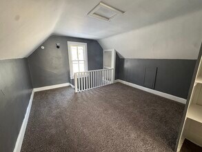 857 E Knox St in Galesburg, IL - Building Photo - Building Photo