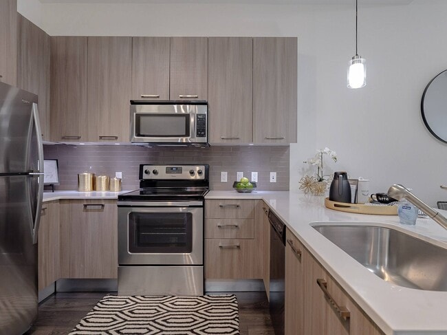 Berkshire Coral Gables in Coral Gables, FL - Building Photo - Building Photo
