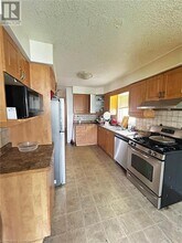 1247 Countrystone Dr in Kitchener, ON - Building Photo - Building Photo