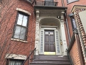 141 Arlington St in Boston, MA - Building Photo