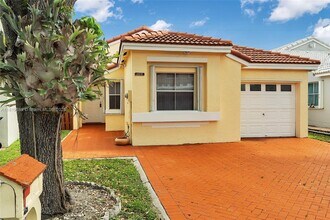 11473 SW 72nd Terrace in Miami, FL - Building Photo - Building Photo