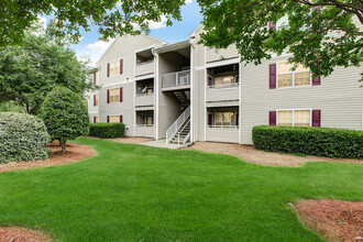 Foxridge Apartments in Durham, NC - Building Photo - Building Photo