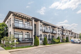 5101 Éliot Av in Laval, QC - Building Photo