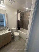 25 Richmond St E in Toronto, ON - Building Photo - Building Photo