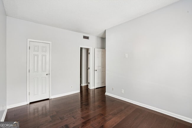 property at 709 Ivy Green Ln SE