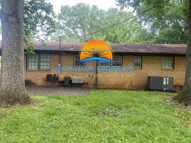 property at 3911 Shamrock Dr NW