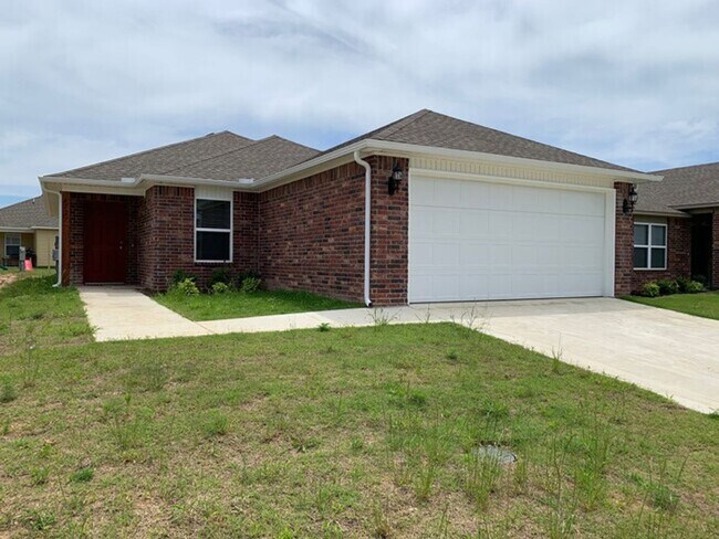 property at 4727 W Hoover Loop