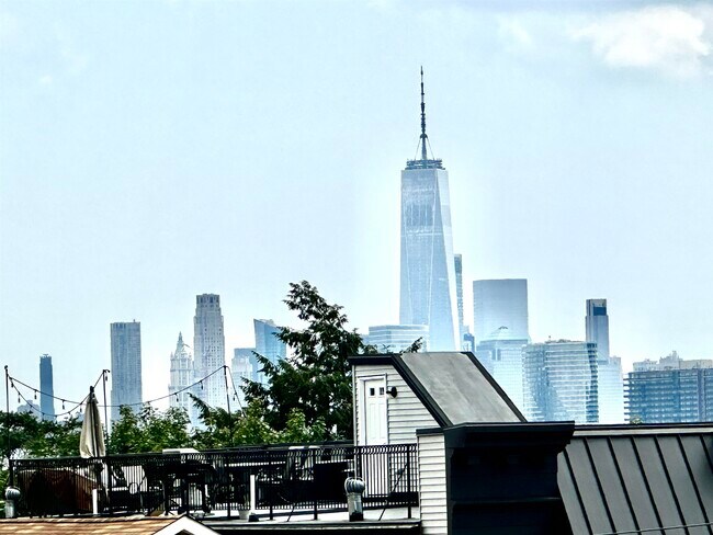 458 Central Ave in Jersey City, NJ - Building Photo - Building Photo