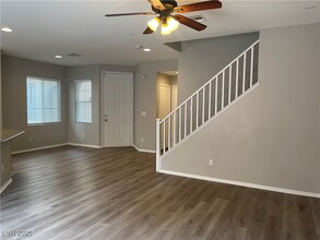 9791 Pan Falls St in Las Vegas, NV - Building Photo - Building Photo