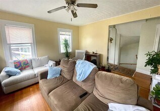 123 Winthrop St in Medford, MA - Foto de edificio - Building Photo