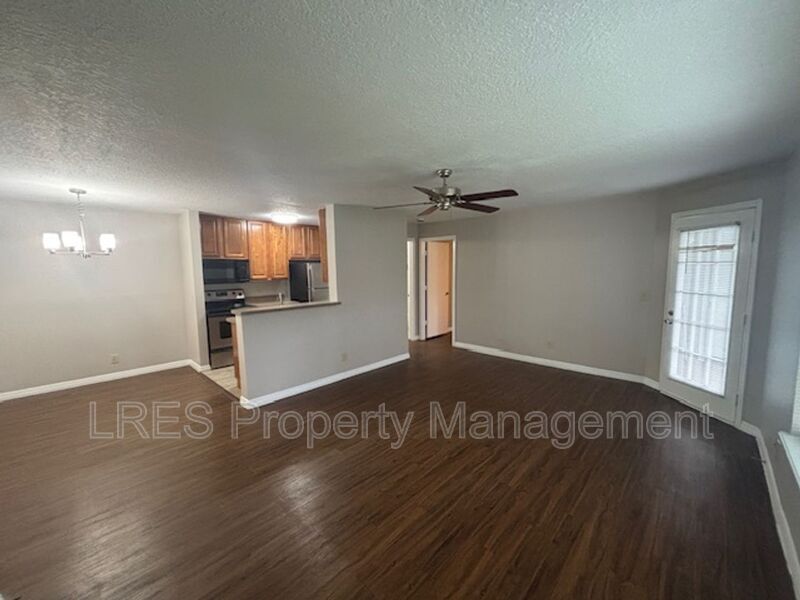 5992 Westgate Dr in Orlando, FL - Building Photo