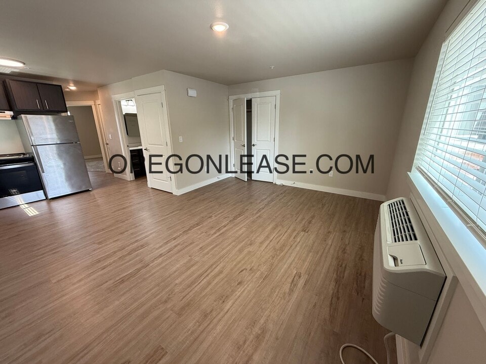 4080 Horace St in Springfield, OR - Building Photo