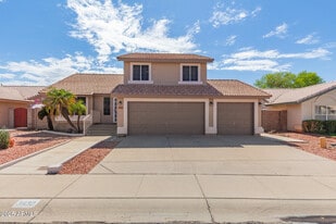 3839 W Misty Willow Ln in Glendale, AZ - Building Photo