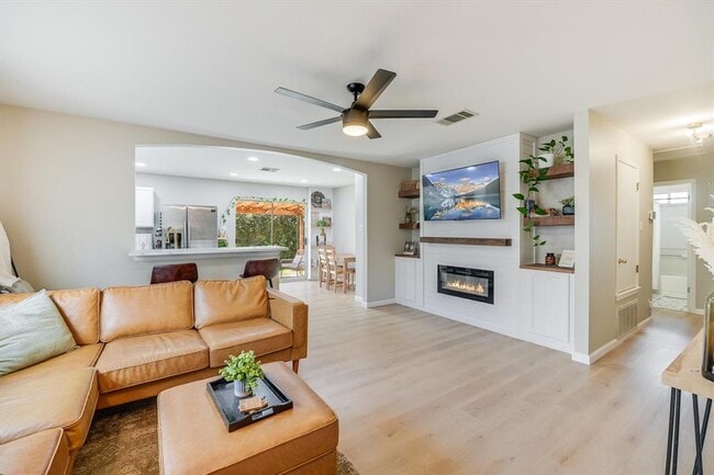 property at 200 Brentwood Dr