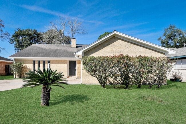 9114 Spellman Rd in Houston, TX - Building Photo - Building Photo