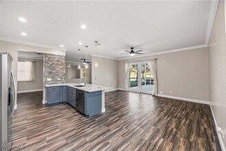 2225 Heritage Greens Dr in Naples, FL - Building Photo - Building Photo