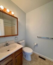2814 Kingston Dr in Sinking Spring, PA - Building Photo - Building Photo