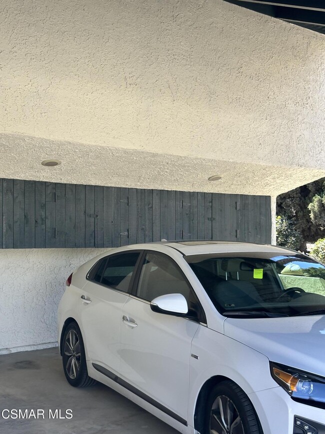 1831 Foursite Ln in Thousand Oaks, CA - Building Photo - Building Photo