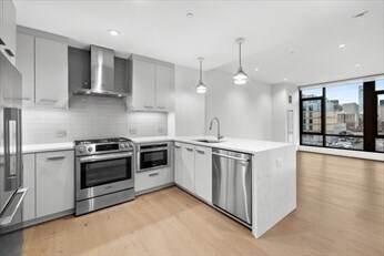 property at 40 Traveler St