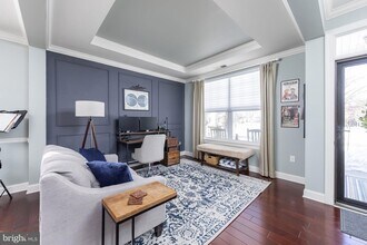 130 Wesley Dr in Swedesboro, NJ - Foto de edificio - Building Photo