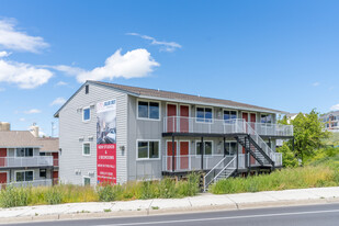 College Crest Apartamentos