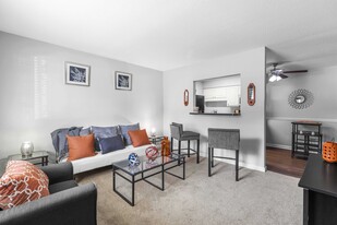 Estes Park - Students save up to 10%! Apartments