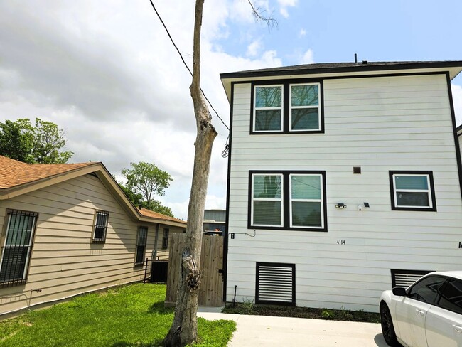 property at 4114 Majestic St