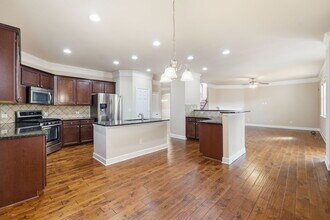 10012 Park Sky Cir in Johns Creek, GA - Building Photo - Building Photo