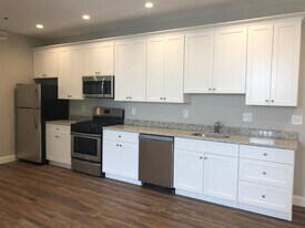 400 York Rd in Jenkintown, PA - Building Photo