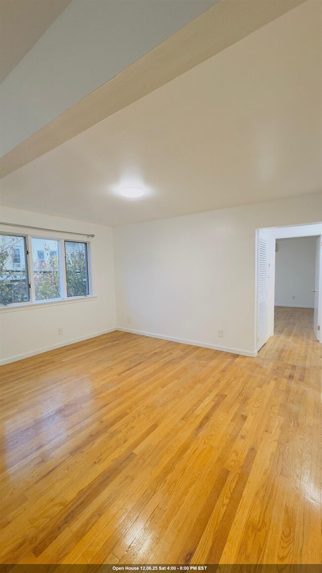 1516 John F. Kennedy Blvd