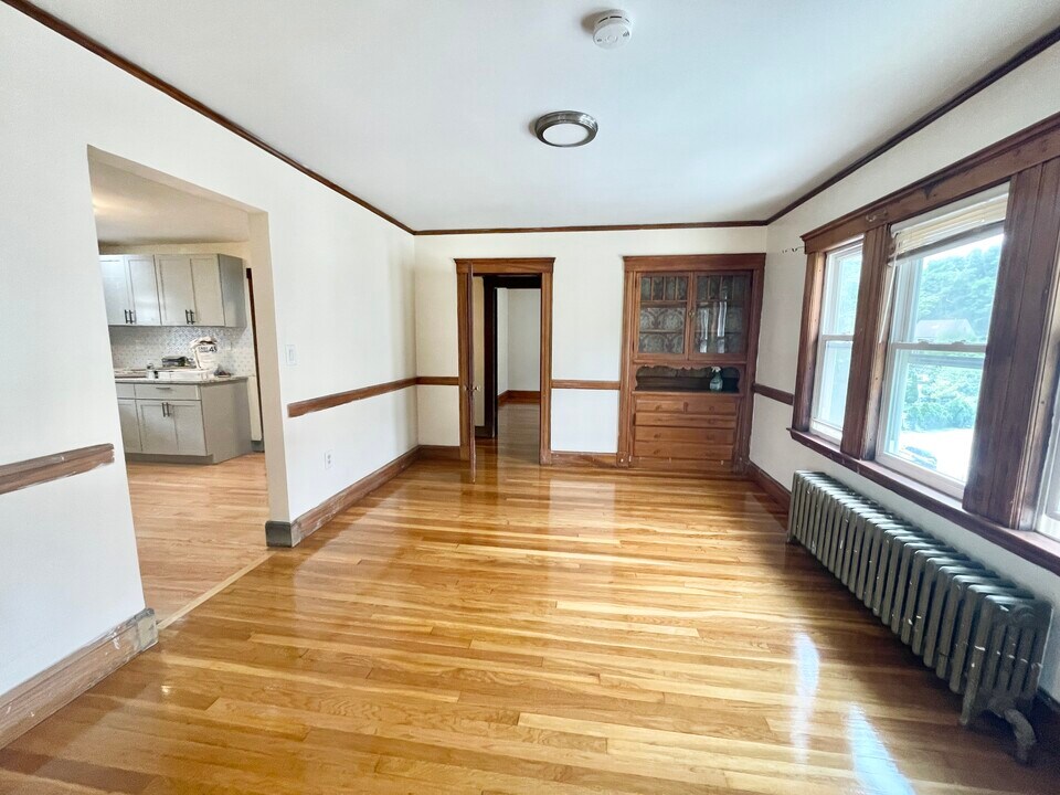 1082 Canterbury St, Unit 1 in Boston, MA - Building Photo