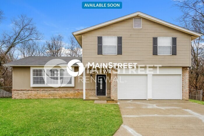 6300 Ocho Rios Ct in Louisville, KY - Building Photo