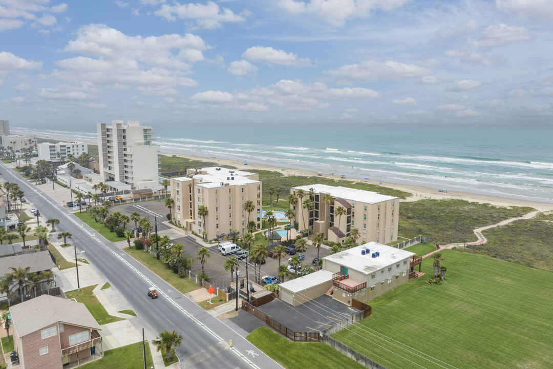 Beach House II in South Padre Island, TX - Building Photo