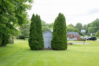7963 Thistlewood Dr in West Chester Township, OH - Building Photo - Building Photo