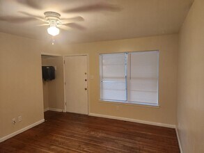 615 S 1st St in Copperas Cove, TX - Building Photo - Building Photo