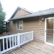 5710 14th Dr W in Everett, WA - Building Photo - Building Photo