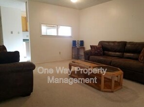 70 12th St in Wheatland, WY - Building Photo - Building Photo