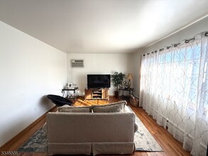 416 Faitoute Ave in Roselle Park, NJ - Building Photo - Building Photo