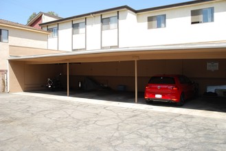 1451 Marine Ave in Gardena, CA - Building Photo - Interior Photo