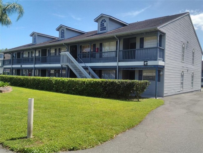 313 Dirksen Dr in Debary, FL - Building Photo - Building Photo