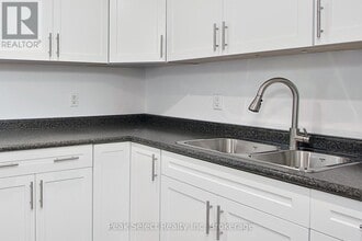 20 Water St S in St Marys, ON - Building Photo - Building Photo