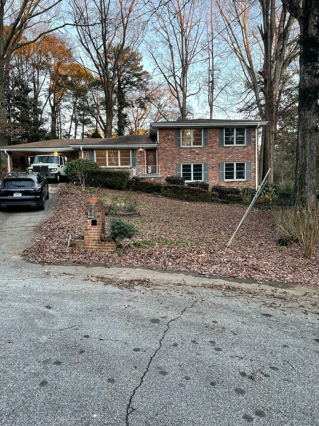 2146 Cedarbrook Ct SE in Atlanta, GA - Building Photo - Building Photo