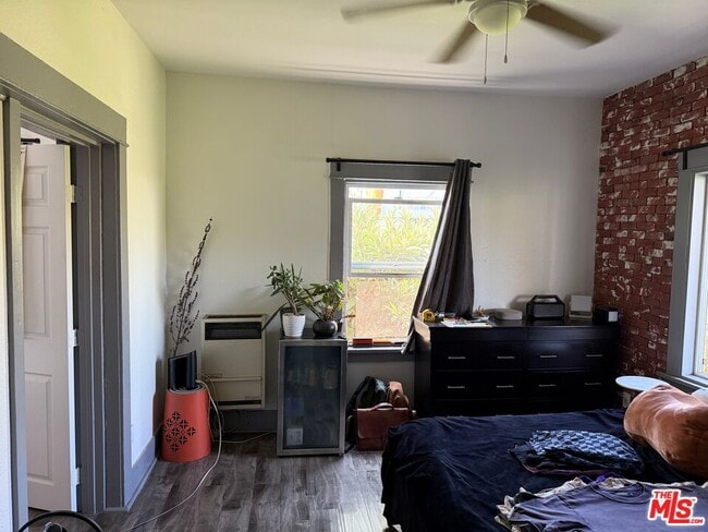 property at 316 N Bixel St