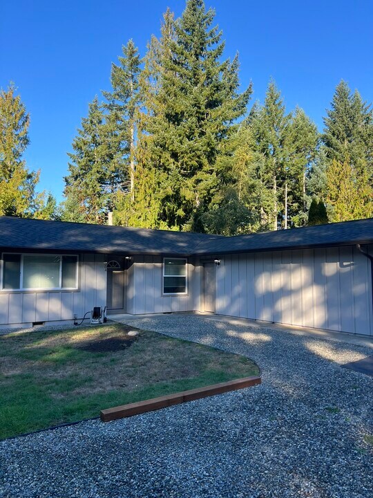 14304 49th Ave Ct NW in Gig Harbor, WA - Building Photo