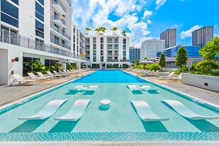 Arte Grand Central in Miami, FL - Building Photo