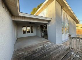 2807 Macauslan St in Big Spring, TX - Building Photo