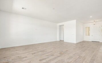 10131 W Camino De Oro in Peoria, AZ - Foto de edificio - Building Photo