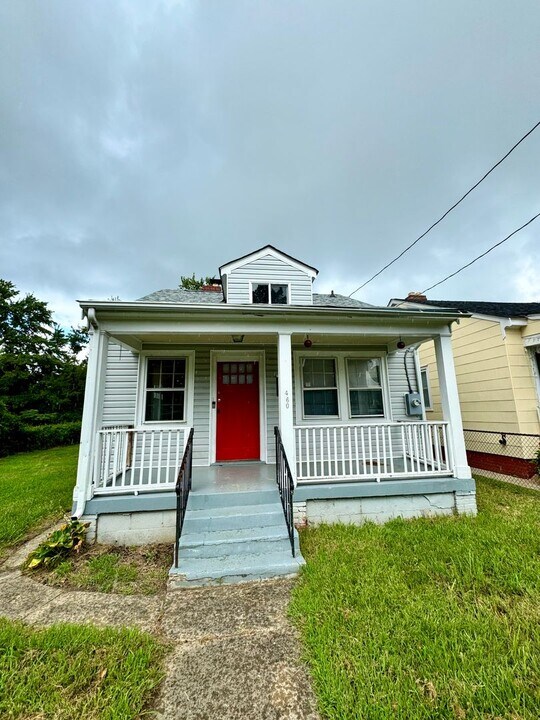 460 Milton St in Richmond, VA - Building Photo