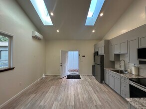 1139 Azalea Ave in Mckinleyville, CA - Building Photo - Building Photo